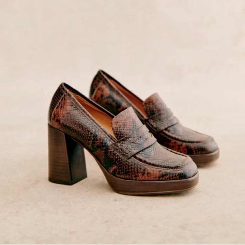 SEZANE Jessie Brown Snakeskin Loafers